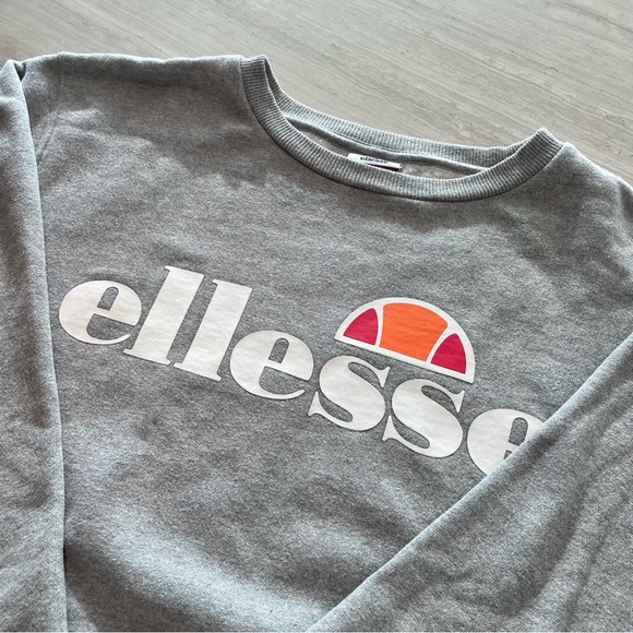 Ellesse Logo Crew Neck Sweatshirt Grey - Picture 2 of 5